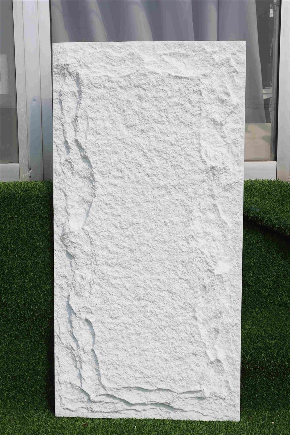 Daqsijiet Customizable PU Stone